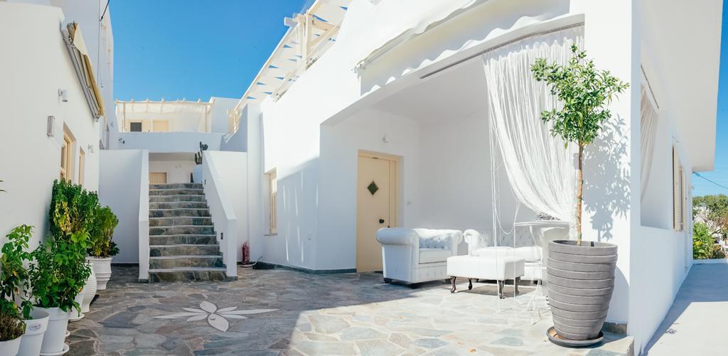 The White Suites Адамас Екстер'єр фото